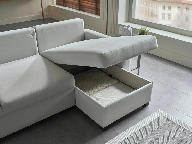 Fabric Sofa vs Leather Durability Bellona USA
