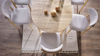 Boheems dining room set with expandable table and modern chairs