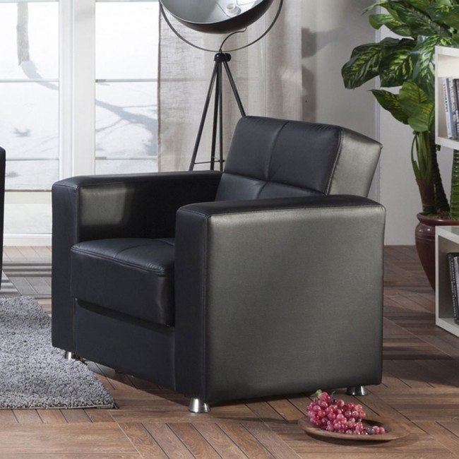 Bellona's Elegant Living Room Armchair