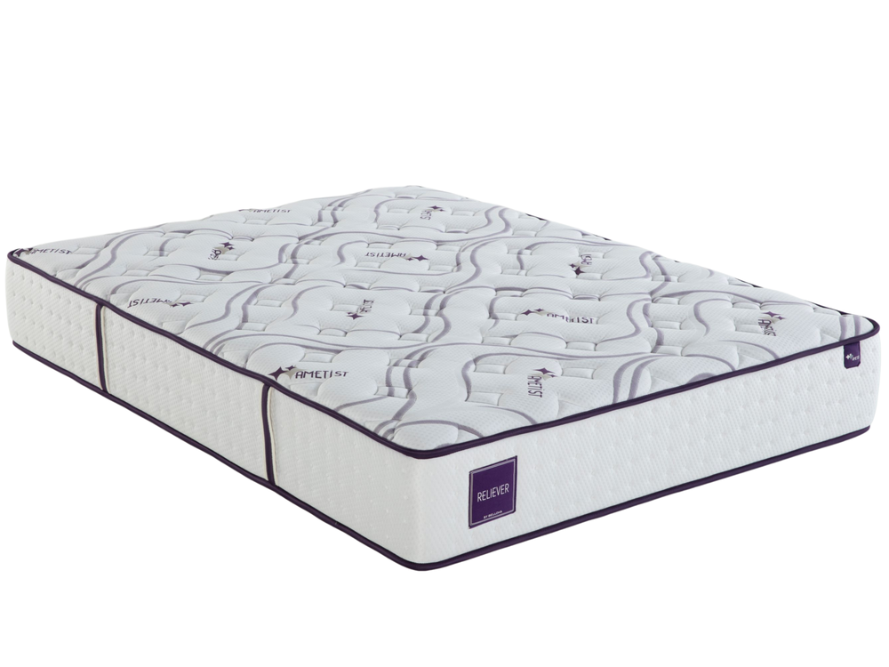 Innovative Sleep Technology: Features proprietary tech for constant airflow and temperature regulation